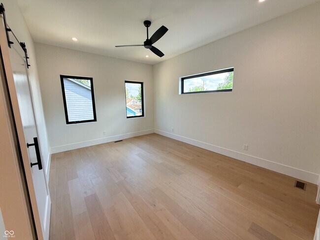 Building Photo - 1448 Lexington Ave