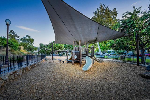 Building Photo - 8517 Old Stonefield Chase
