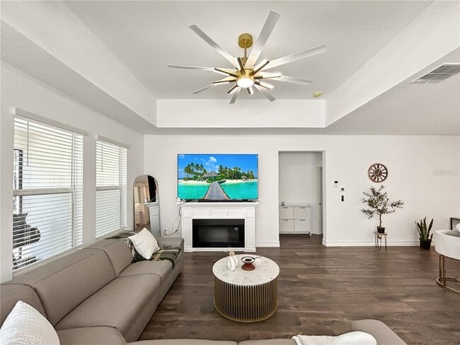 Building Photo - 18334 Serene Lk Lp