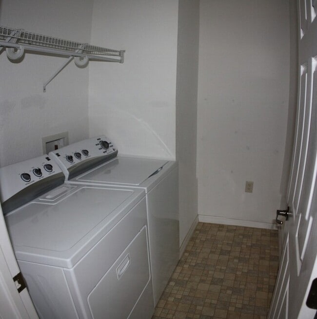 Building Photo - 13238 SW 29 CIR