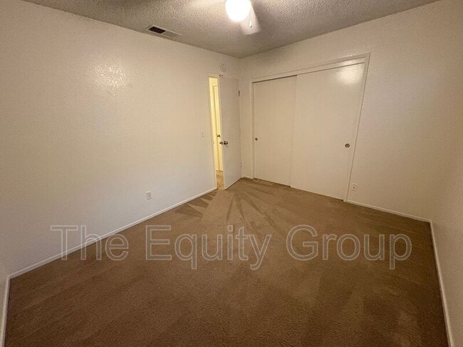 Building Photo - 2038 S Cain St