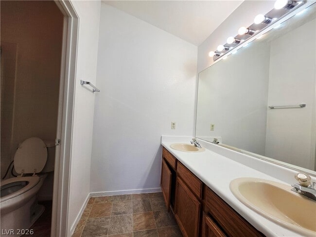 Building Photo - 1824 Sierra Valley Way