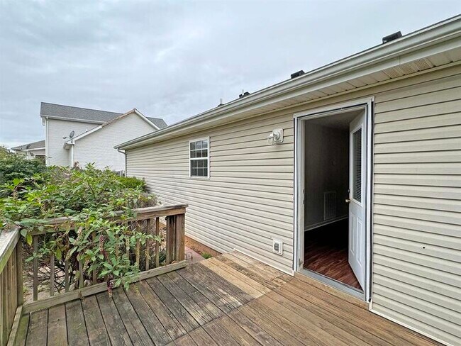 Building Photo - 3256 N Senseney Cir