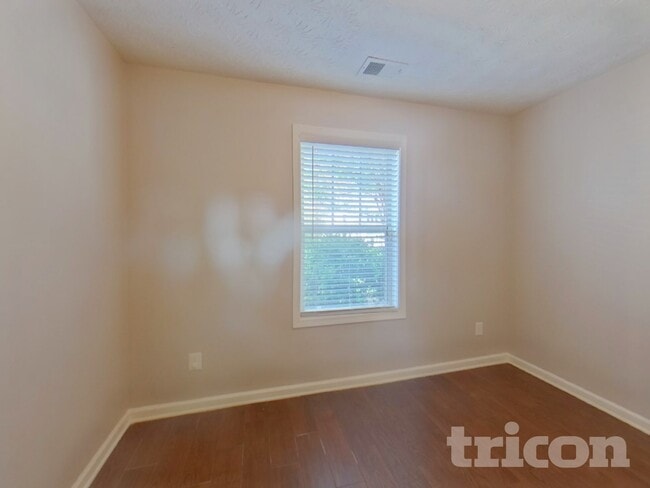 Building Photo - 1011 Buckeye Ln