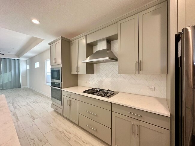 Building Photo - Centrally Located in Growing Area, Gated Community!