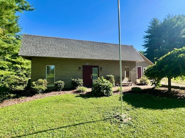 Building Photo - 8901 Vienna Rd