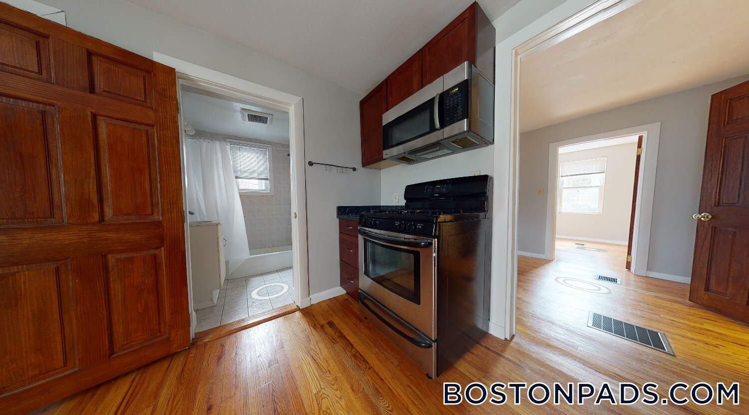 Building Photo - 429 Franklin St