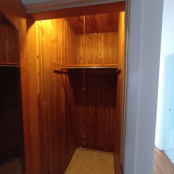 Building Photo - 2009 N 2nd St