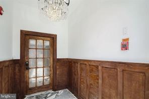 Building Photo - 2000 N Front St