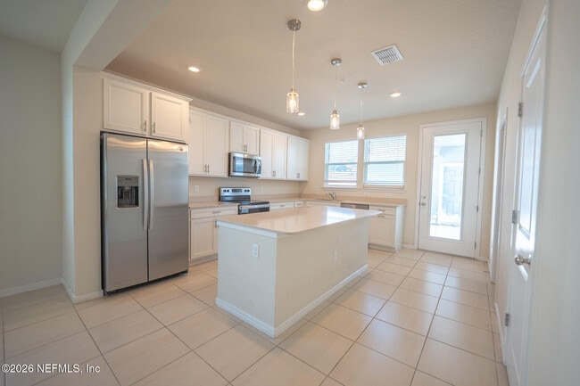 Building Photo - 14231 Sapelo Beach Dr