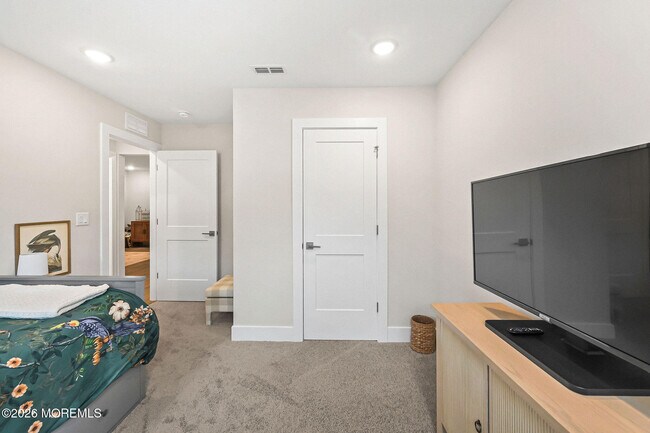 Building Photo - 4039 Heron Dr