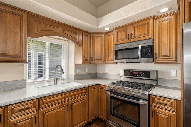 Building Photo - 2168 N Glennfield Way