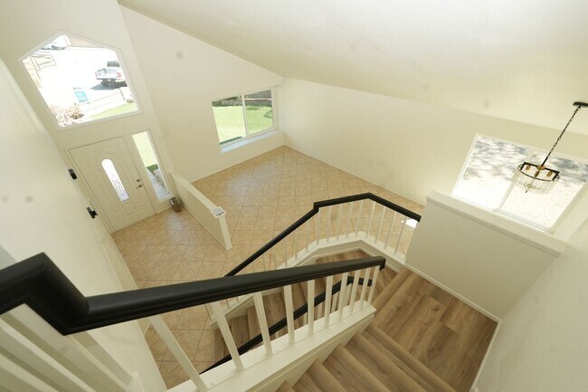 Building Photo - 103 Crystal Springs Rd