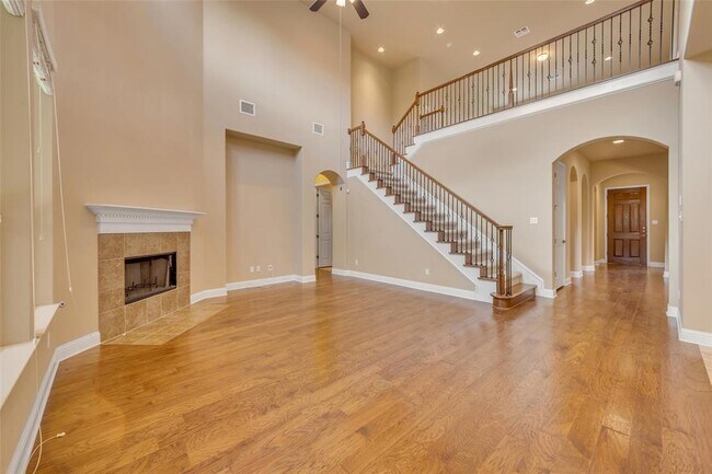 Building Photo - 10821 Crosbyton Ln