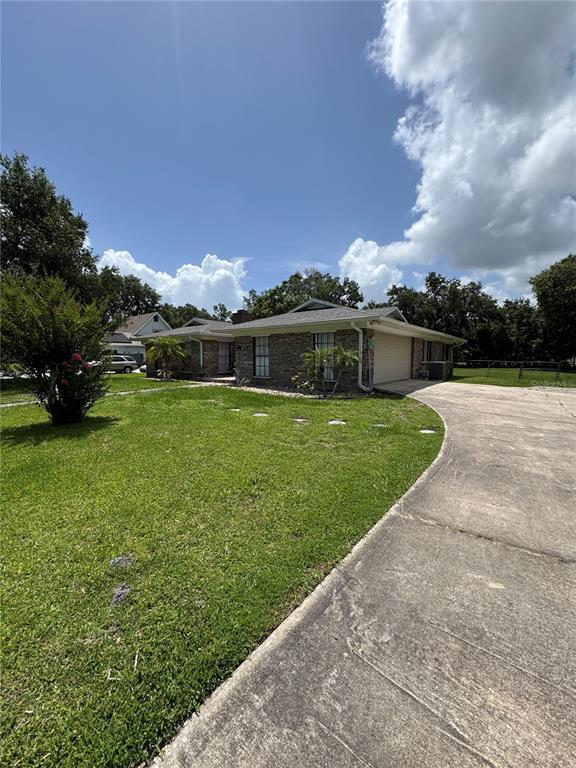 Building Photo - 3450 Suzette Dr