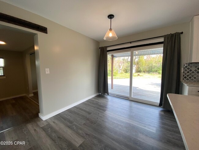 Building Photo - 1606 Clay Ave