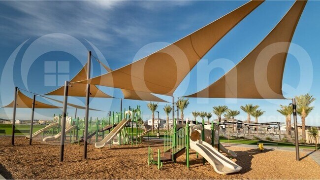 Building Photo - 23097 E Saddle Way