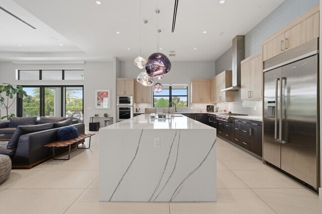 Building Photo - 17101 Magnolia Estates Dr