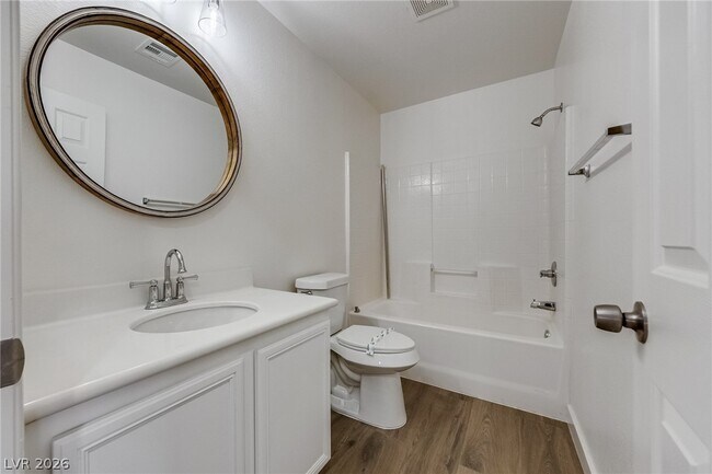 Building Photo - 10429 Vinson Point Ave