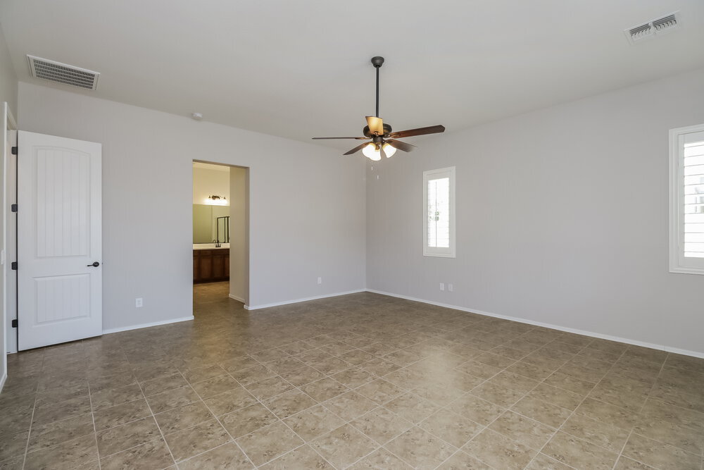 Building Photo - 20858 E Sunset Dr