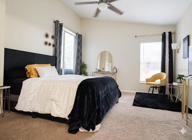 Building Photo - 3201 Saturn Ct