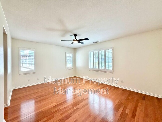 Building Photo - 35824 Red Bluff Pl