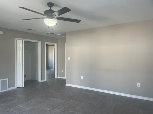 Building Photo - 7457 Harvest Village Ct