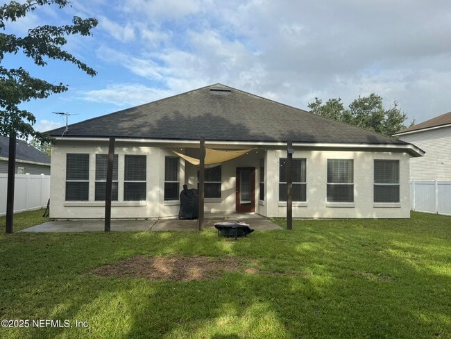 Building Photo - 95470 Sonoma Dr