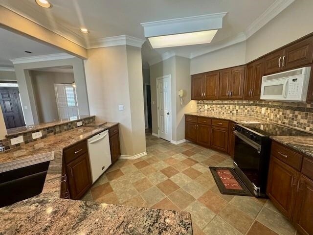 Building Photo - 407 Quick Silver