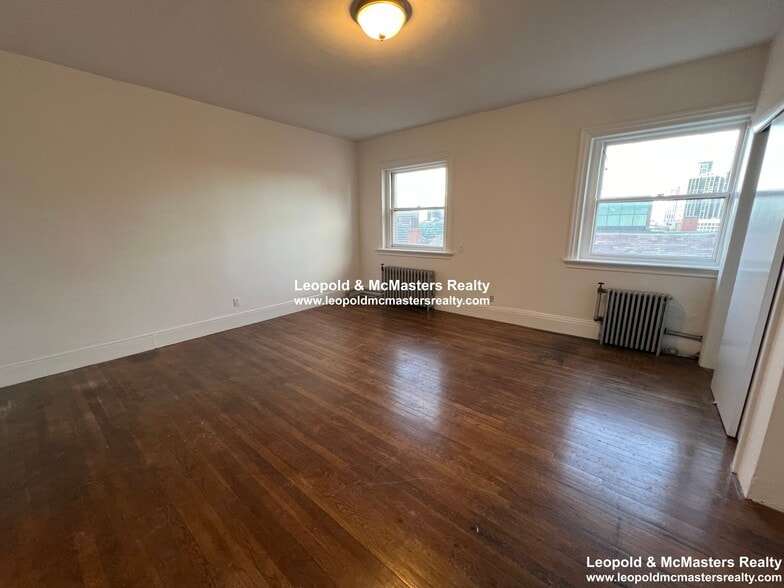 Building Photo - 21 Mount Vernon St