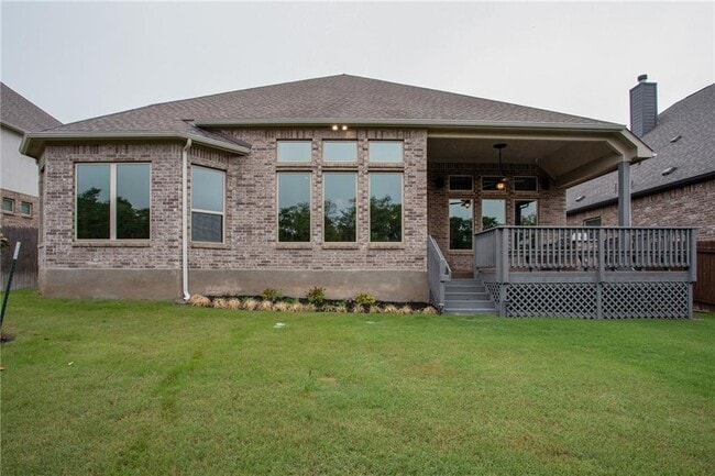 Building Photo - 820 Anahuac Dr