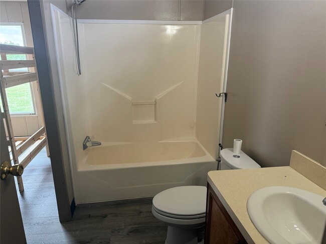 Building Photo - 1841 County Rd 382