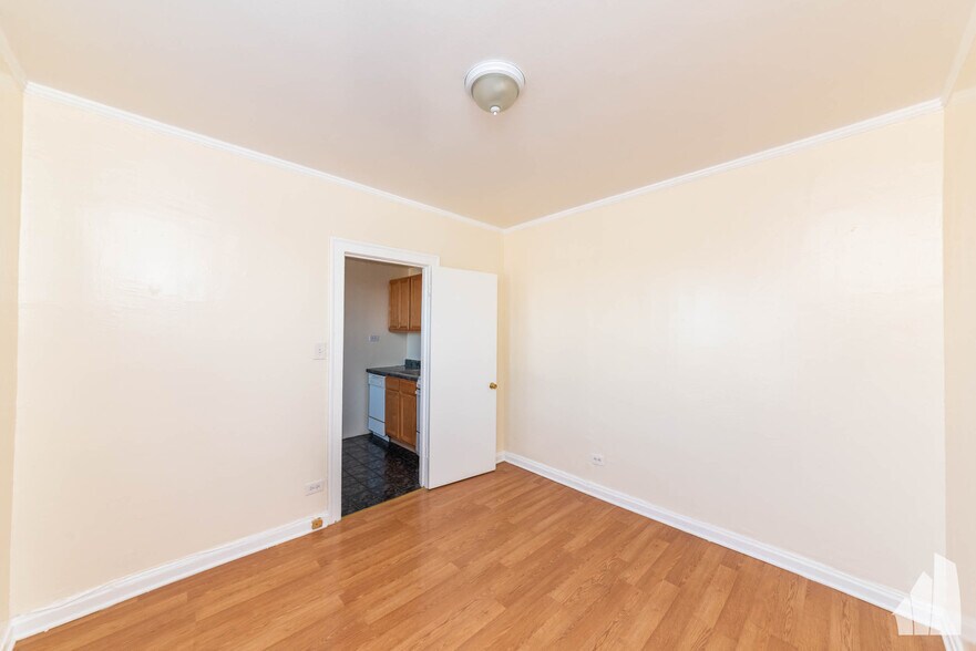 Building Photo - 4521 Malden St