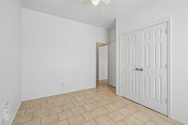 Building Photo - 1021 Shady Creek Cir