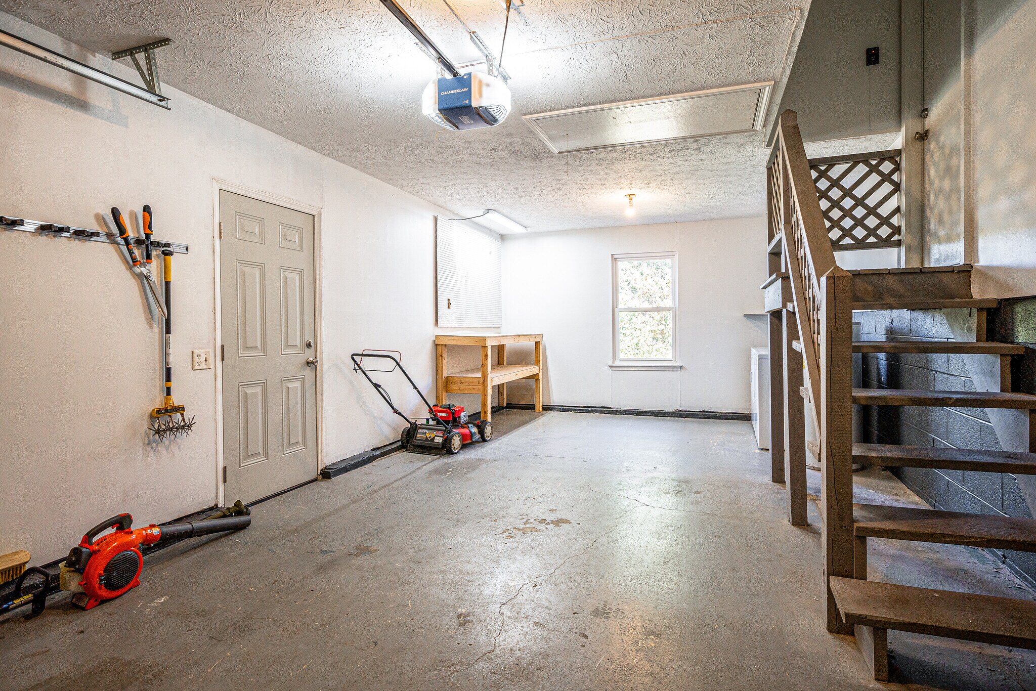 Building Photo - 5317 Ashlawn Dr