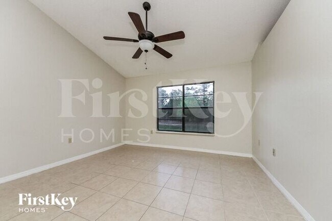 Building Photo - 815 Adour Dr