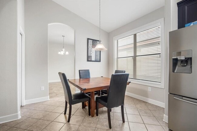 Building Photo - 8522 White Poplar Dr