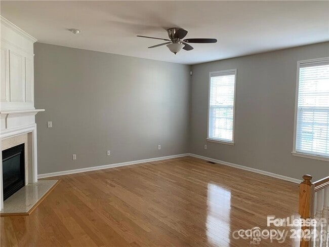 Building Photo - 15262 Kessler Dr