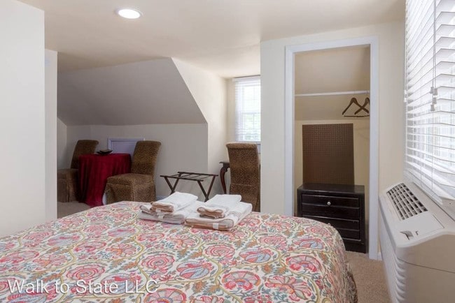 Building Photo - 721 Georgetown Rd