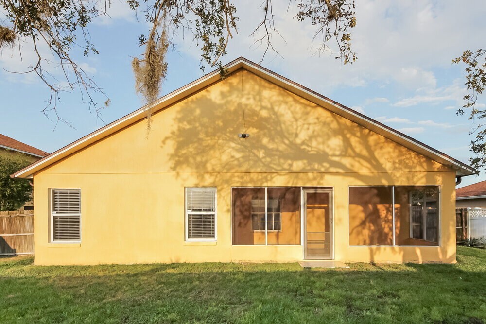 Building Photo - 458 Tamarind Parke Ln