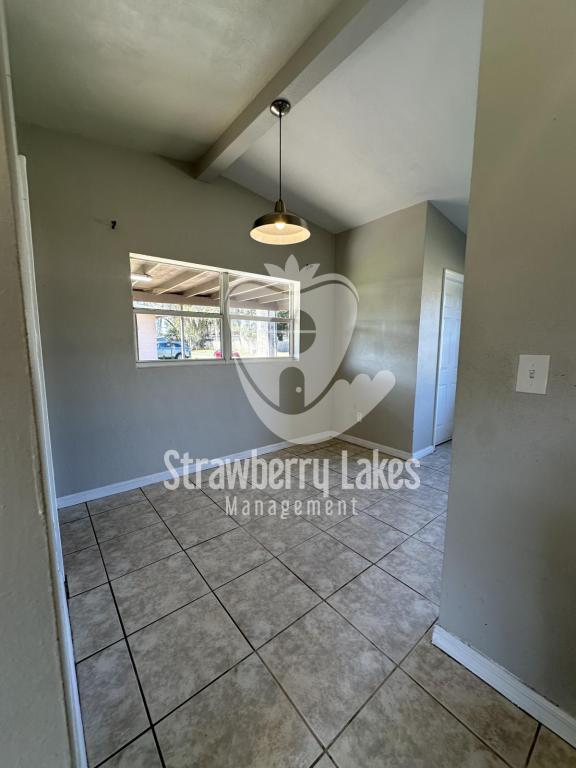 Building Photo - 2816 Dixie Rd