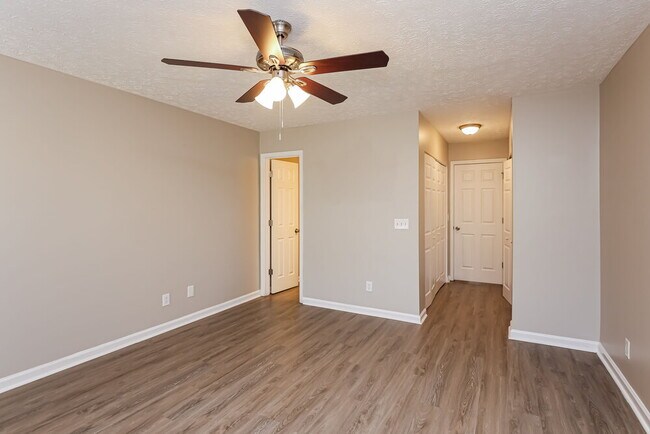 Building Photo - 307 Paxton Ct