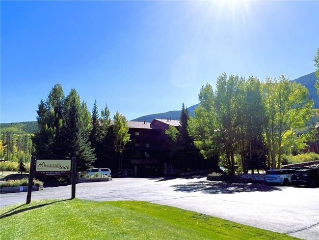 Building Photo - Long Term Rental- Mountainside Condos E339