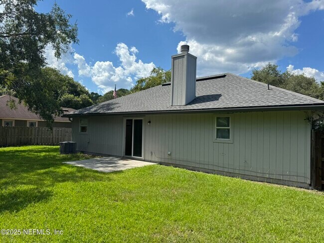 Building Photo - 84042 St James Ct