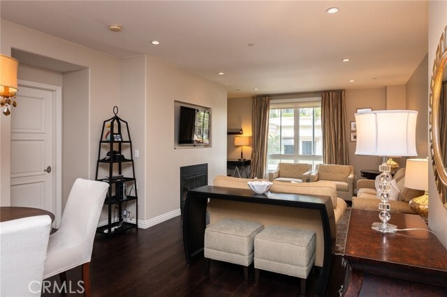 Building Photo - 305 Caruso Ave