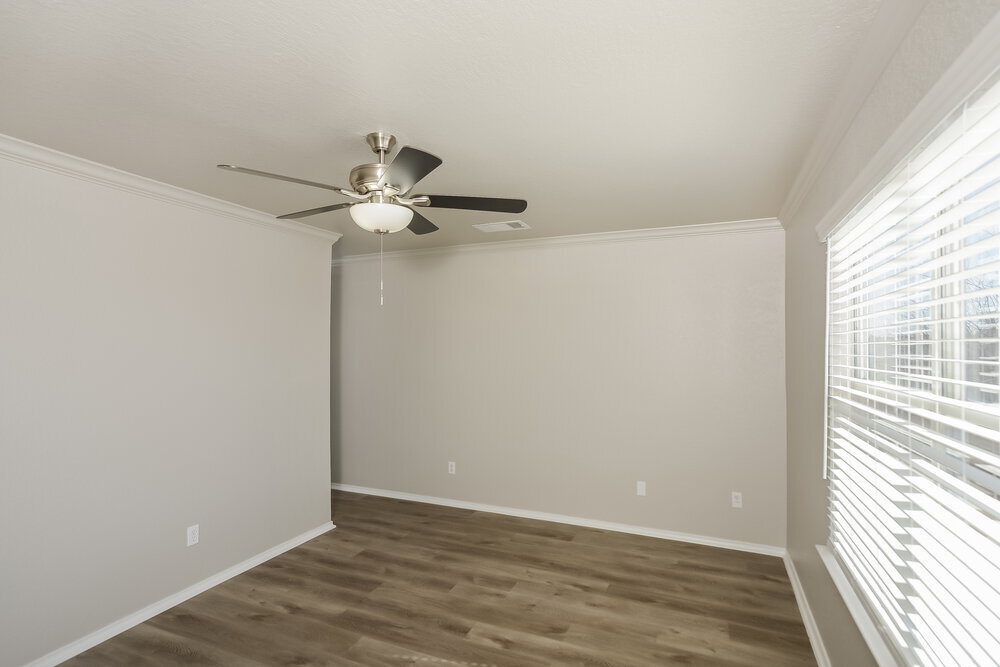 Building Photo - 9122 Blazer Pl