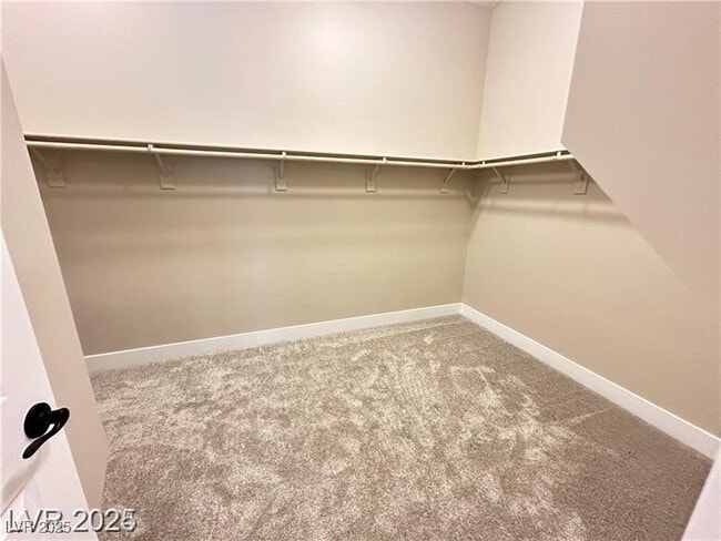 Building Photo - 3961 W Haleh Ave