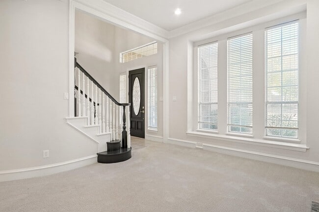 Building Photo - 1917 Cresson Dr