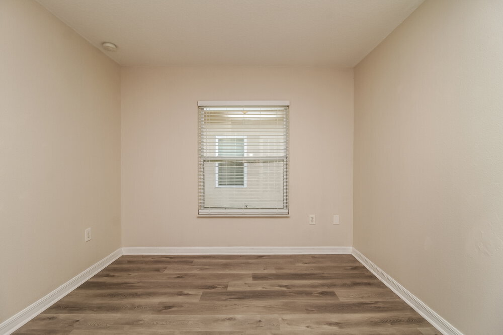 Building Photo - 31074 Lochmore Cir