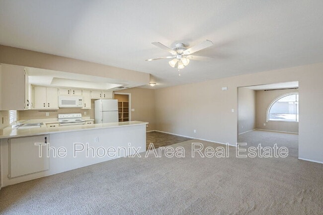Primary Photo - 1556 W Peralta Ave